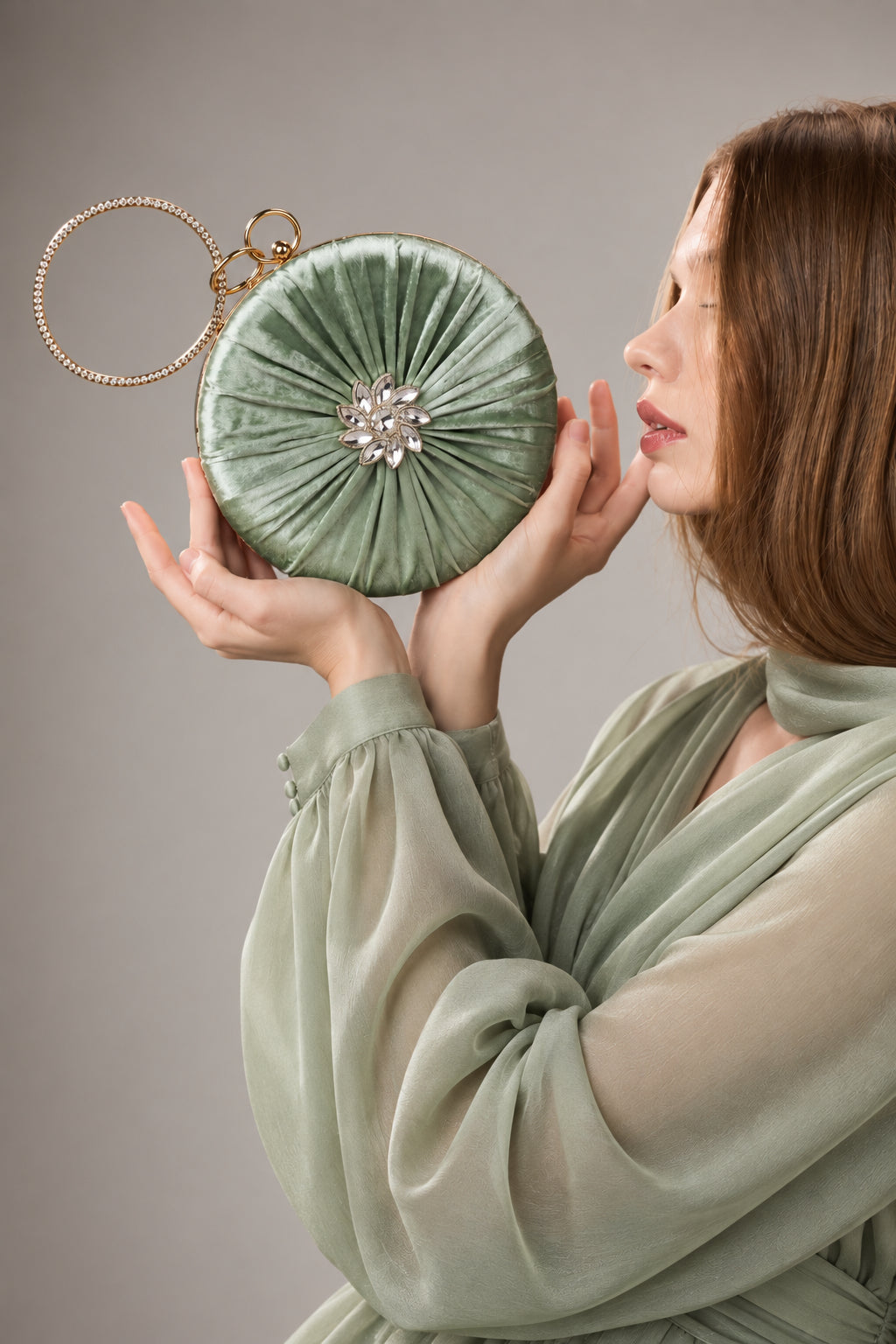 KarryQ Green Pleated Rosette Velvet Clutch