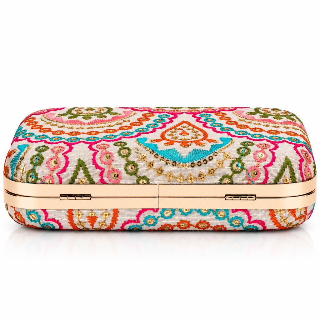 KarryQ Ivory Scallop Paisley Box Clutch Purse