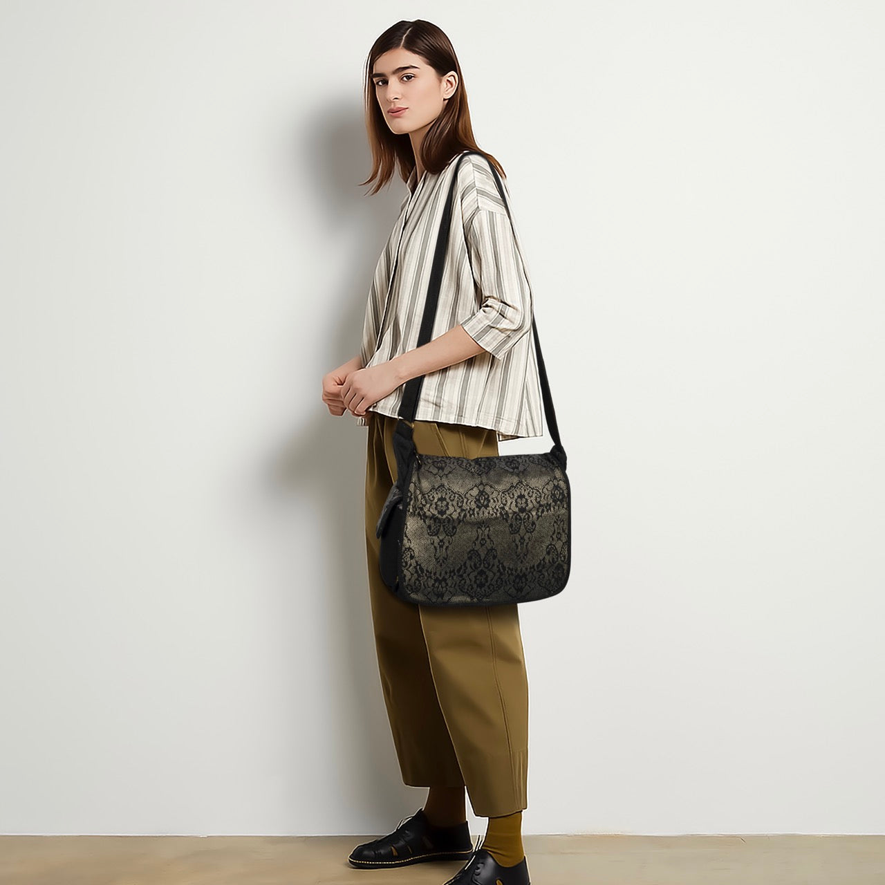Seenlee Premium Messenger Sling Bag for Men & Women | Stylish Office, College & Travel Crossbody Shoulder Bag | Adjustable Strap | Multipurpose Side Bag